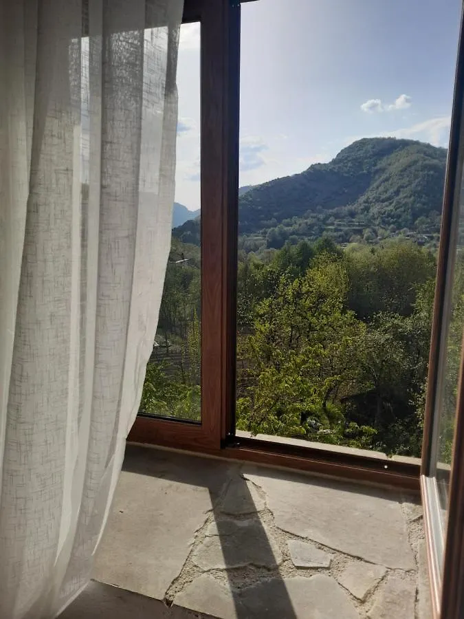 Hotel Bujtina Tusha à Priska e Madhe Maison d'hôtes